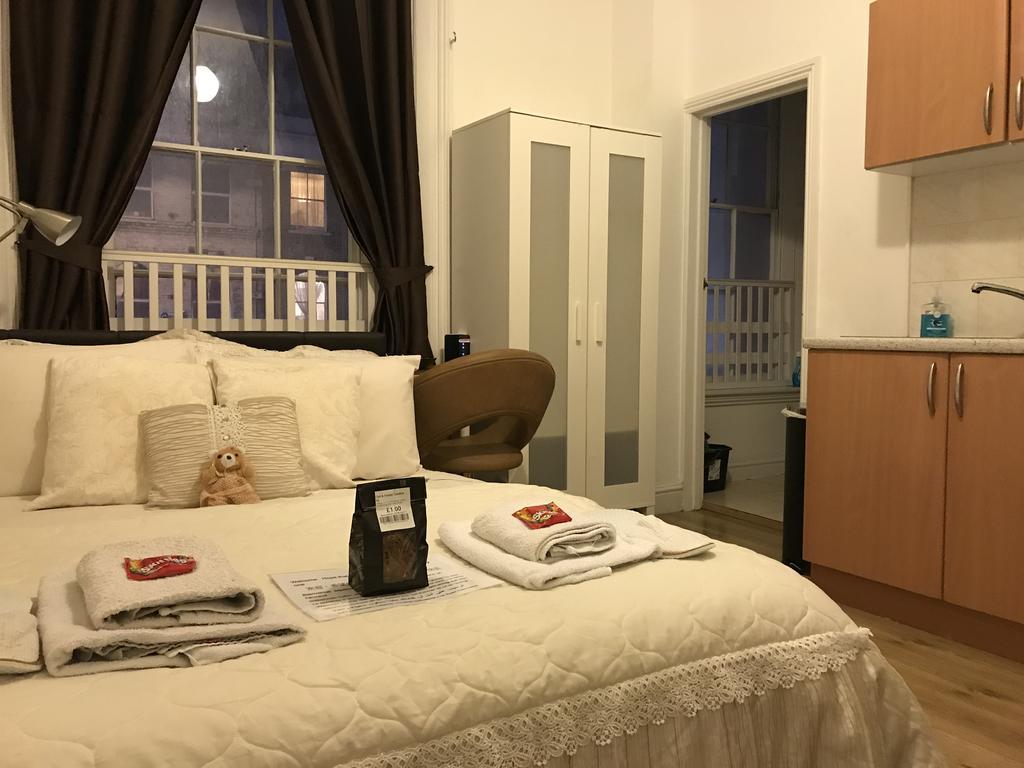 Kings Cross St Pancras Studio 2 *